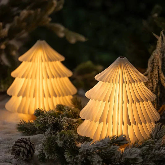 Xmas Tree Fold Table Lamp, Lighting Up a Cozy Little Nest