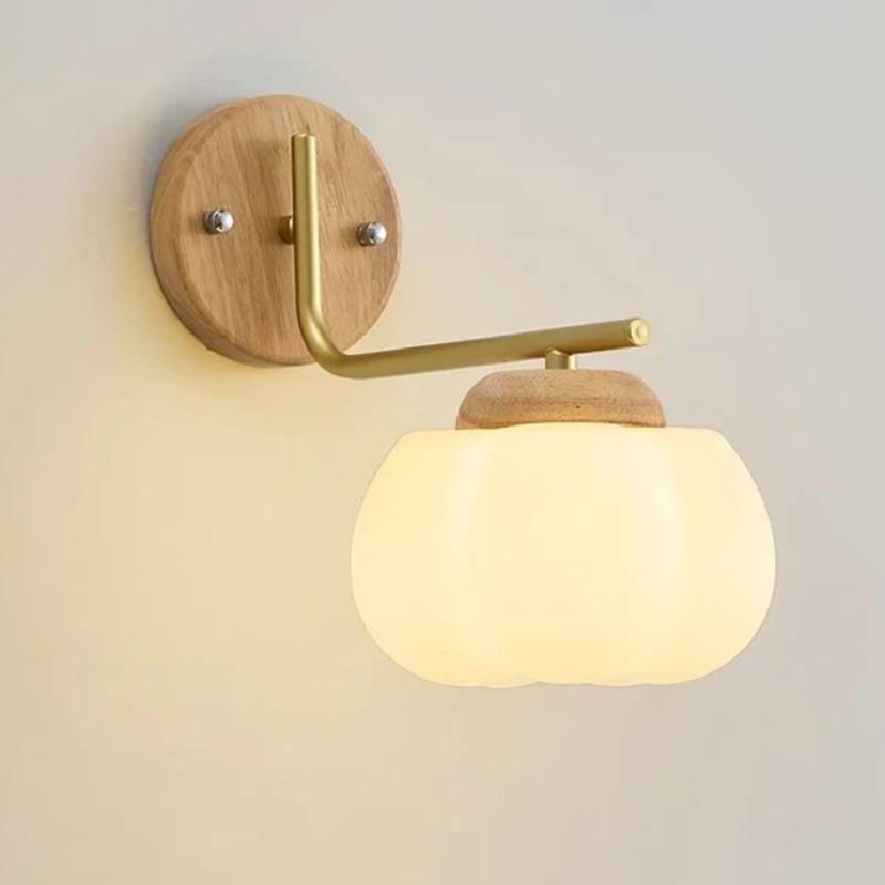 Adorable_Strawberry_Wall_Lamp_10