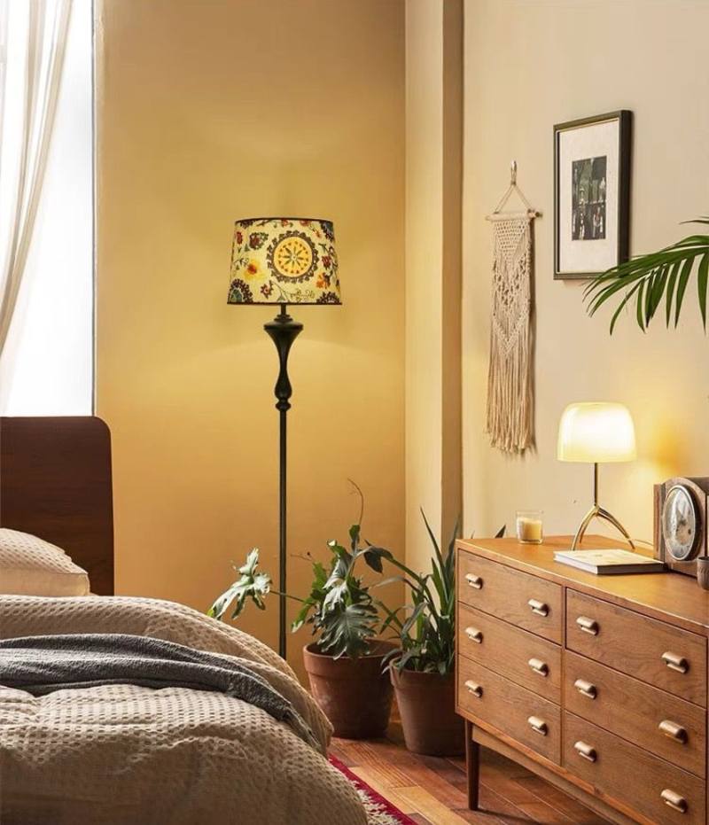 Aimanla_Floor_Lamp_08