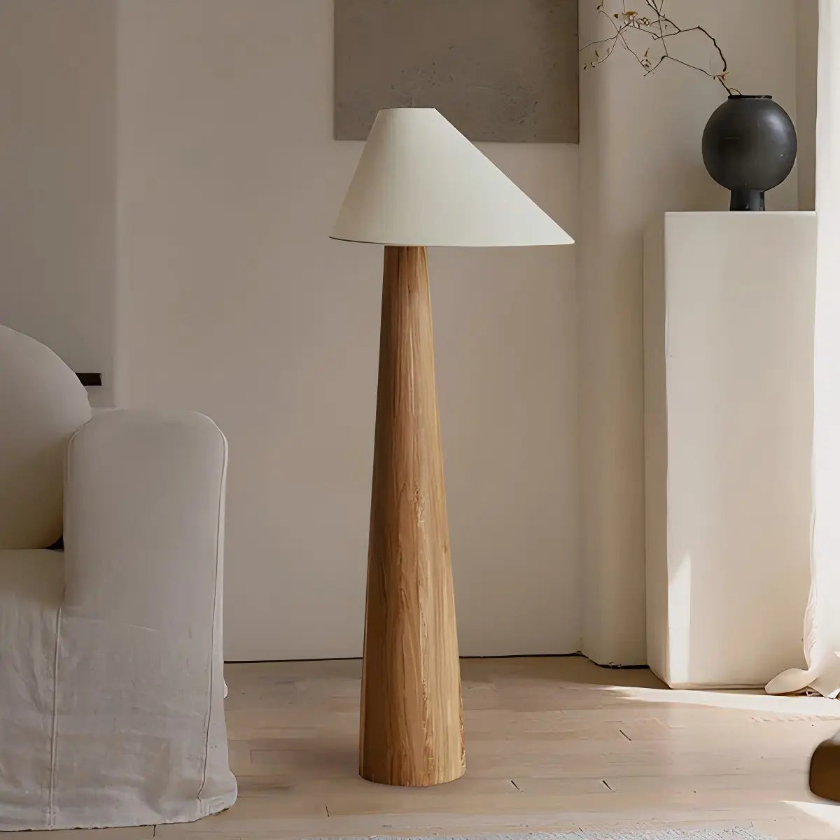 Alain Log Floor Lamp 2