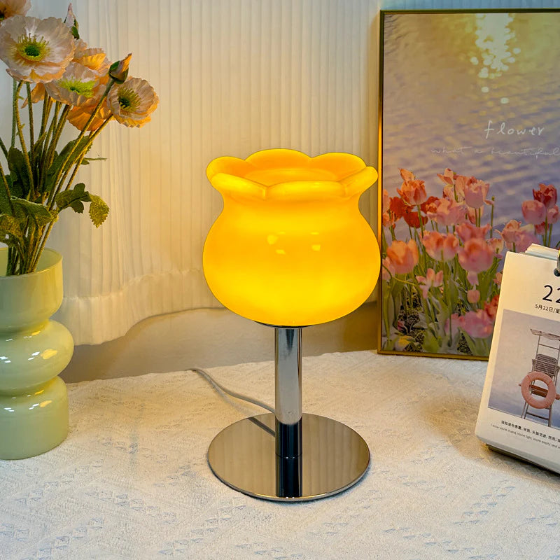 American_Flower_Table_Lamp_5