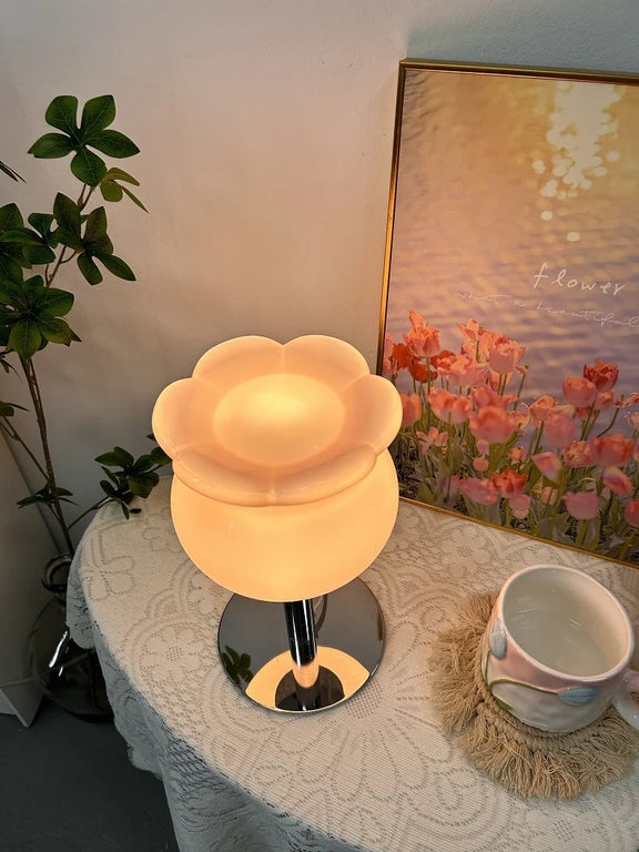 American_Flower_Table_Lamp_6