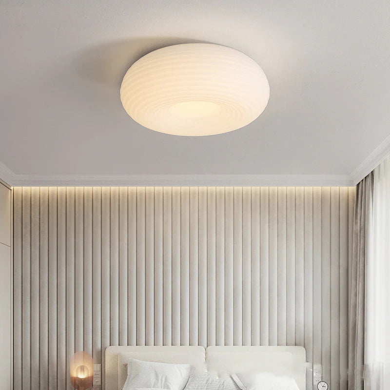 Apple_Grain_Ceiling_Lamp_1