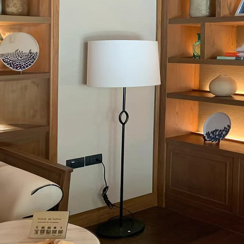 Arnest_Floor_Lamp_03