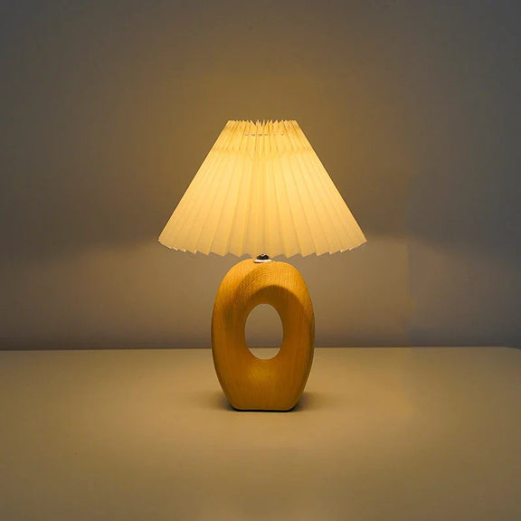 Art_Hollow_Table_Lamp_4