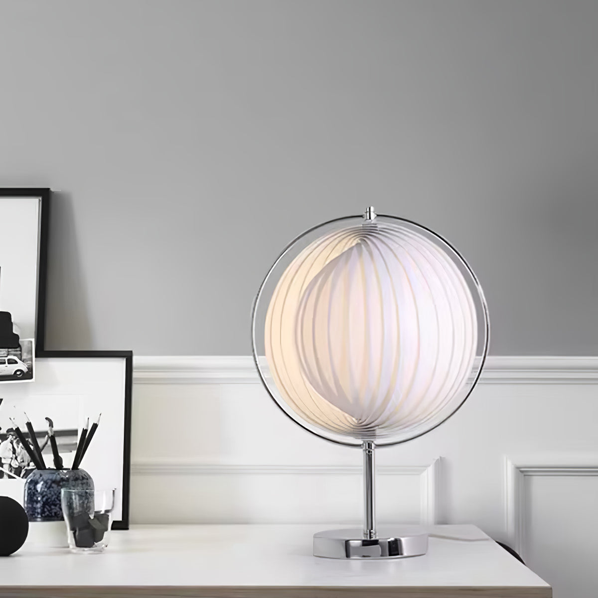 Artistic_Round_Ribbed_Table_Lamp_2