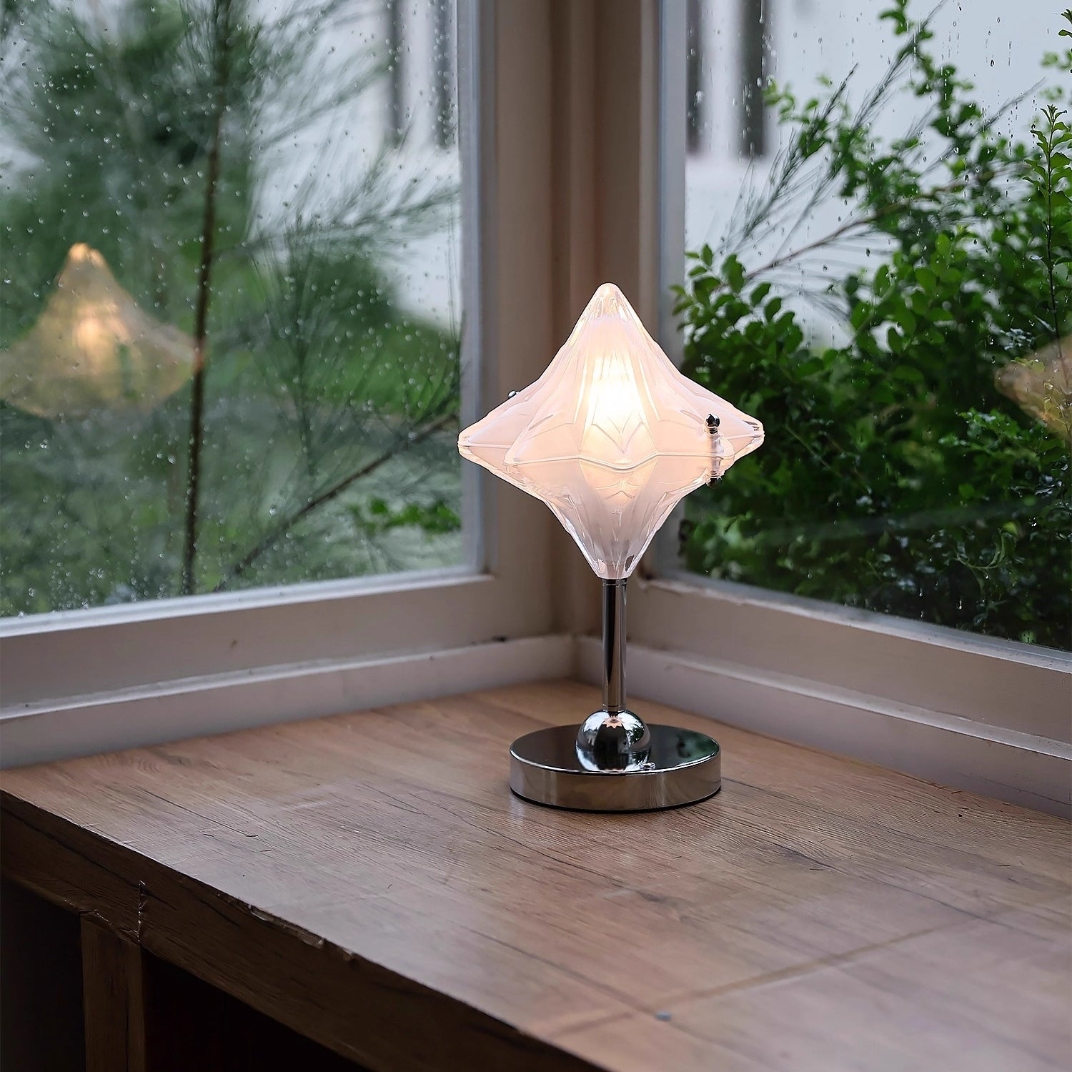 Astra_Star_Table_Lamp_10