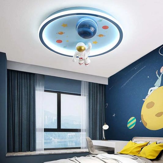 Astronaut_Planet_Ceiling_Lamp_2