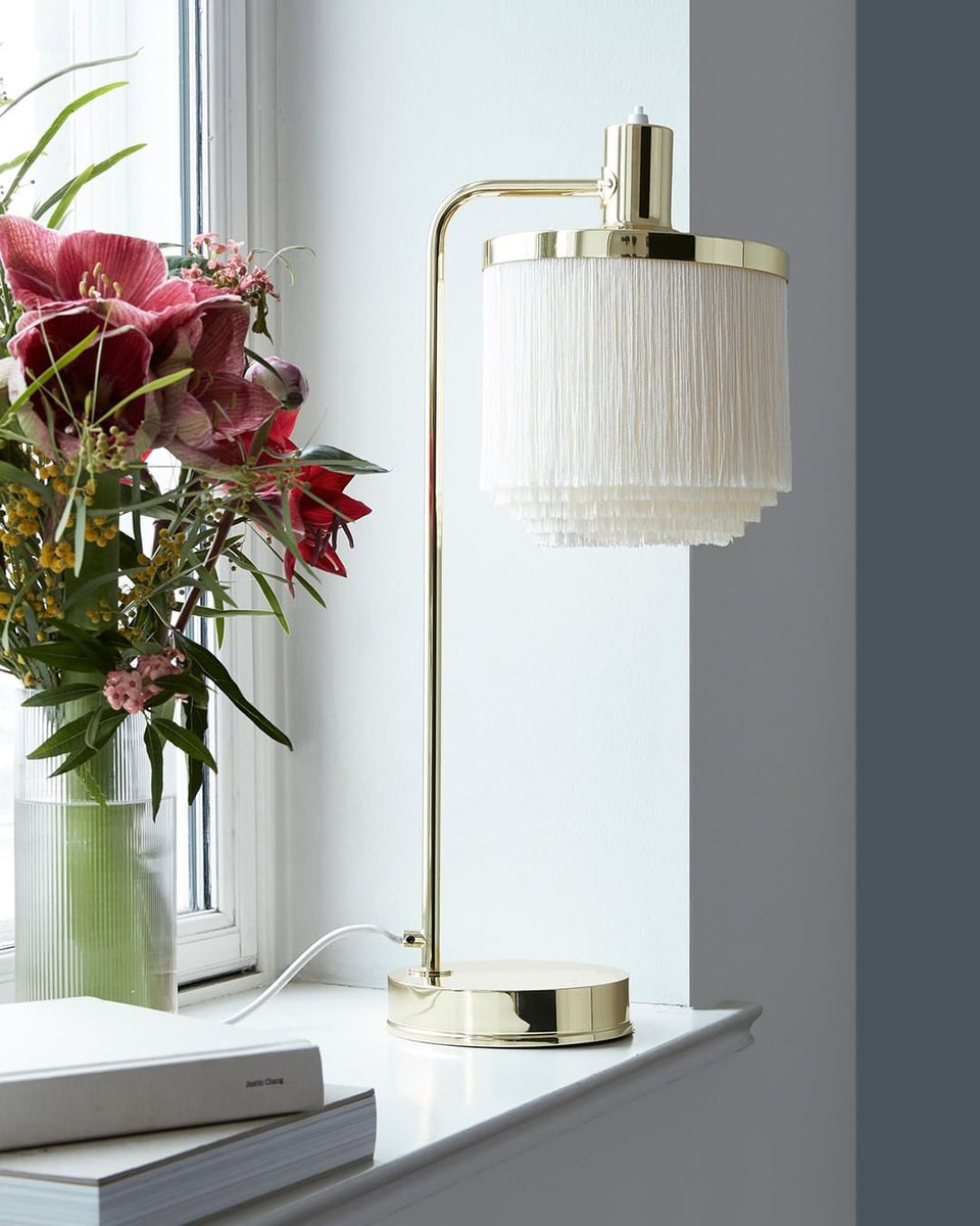 Aurora_Tassel_Glow_Table_Lamp_6