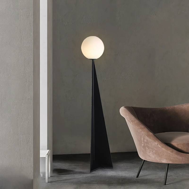 Ball_Slash_Standing_Lamp_2