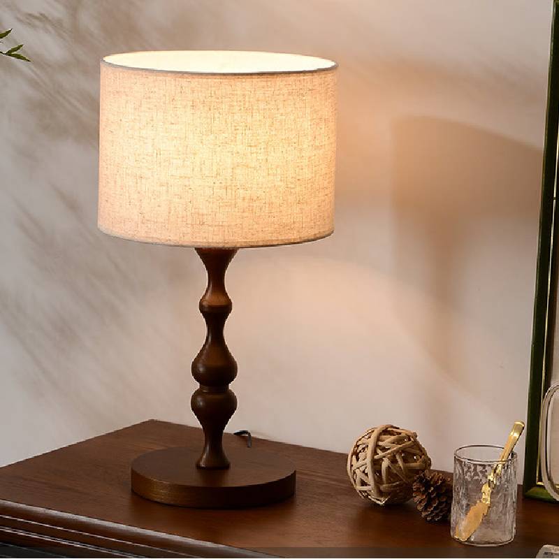 Bamboo_Pattern_Table_Lamp_2