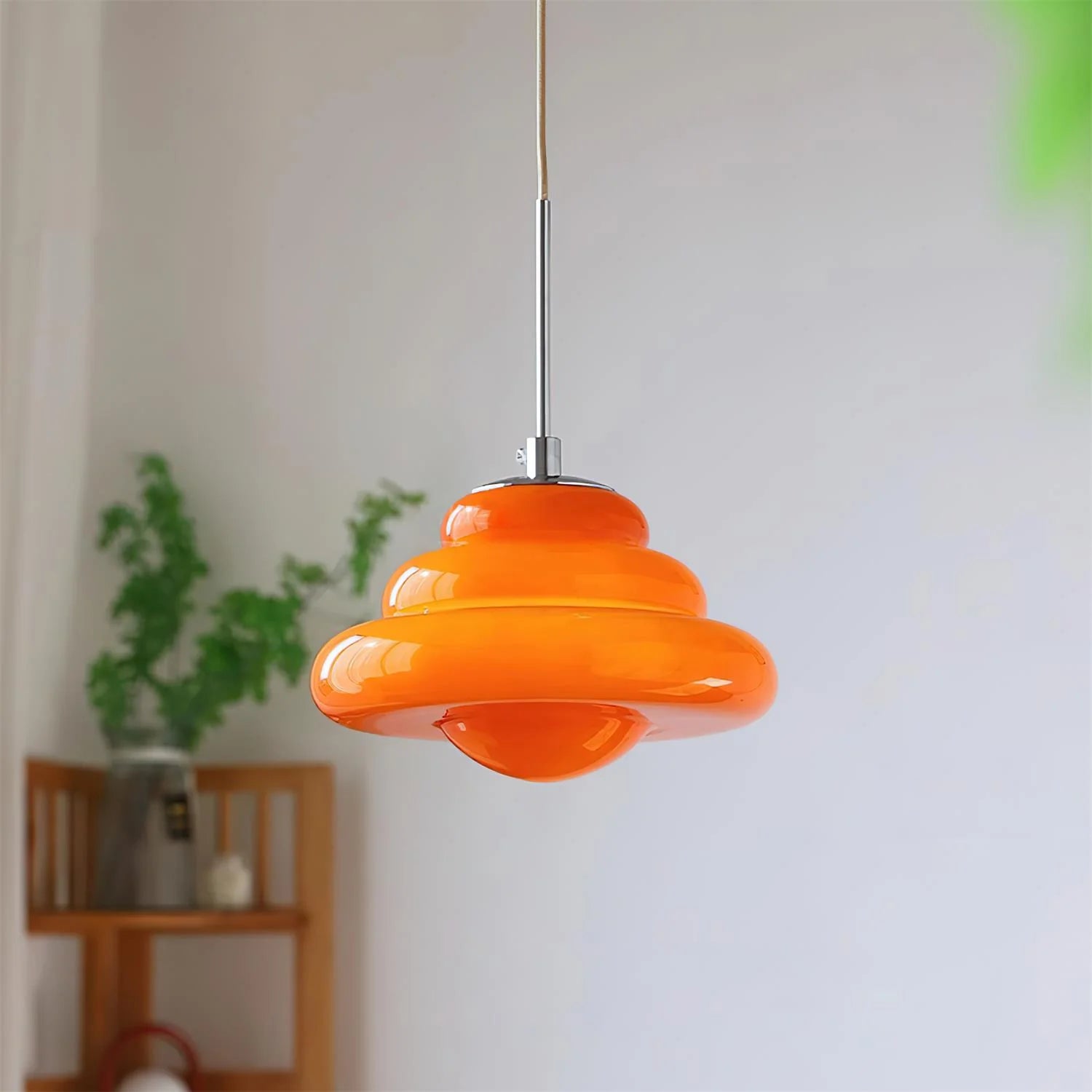 Bauhaus_Conch_Pendant_Lamp_12