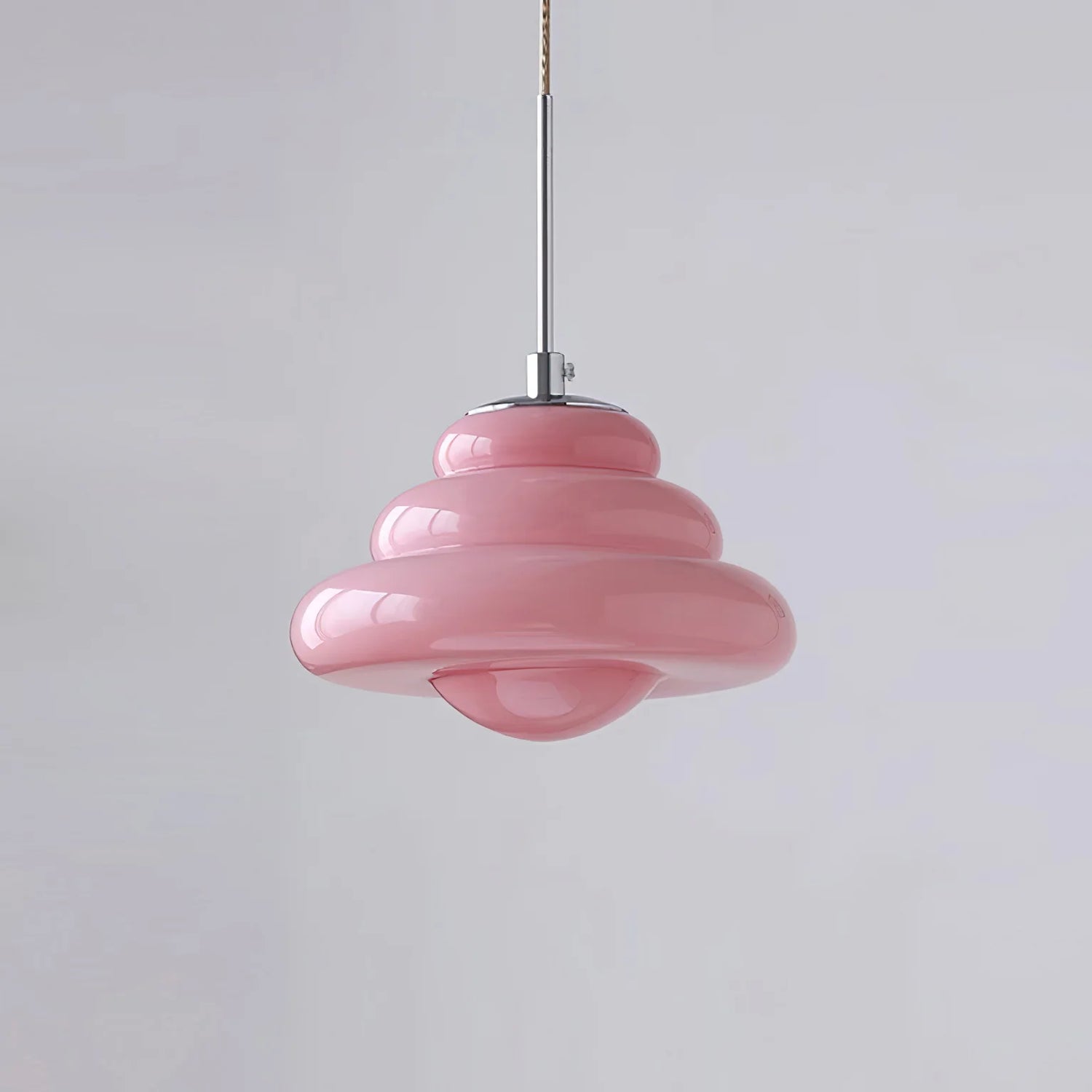 Bauhaus_Conch_Pendant_Lamp_2