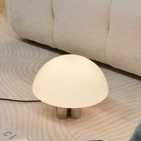 Bauhaus_Glass_Table_Lamp_10