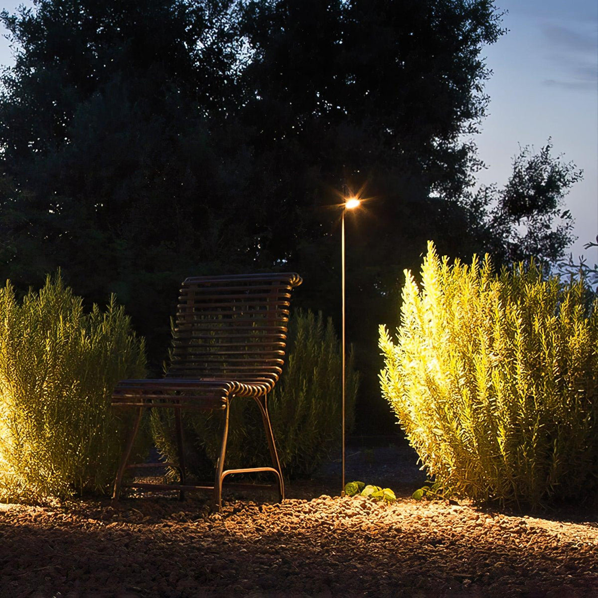 Bellflower_Outdoor_Floor_Lamp_10