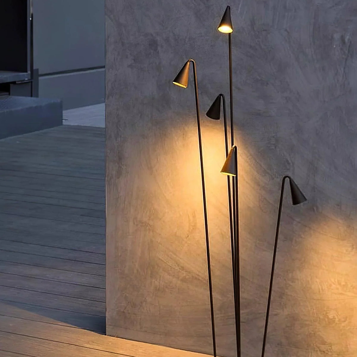Bellflower_Outdoor_Floor_Lamp_5