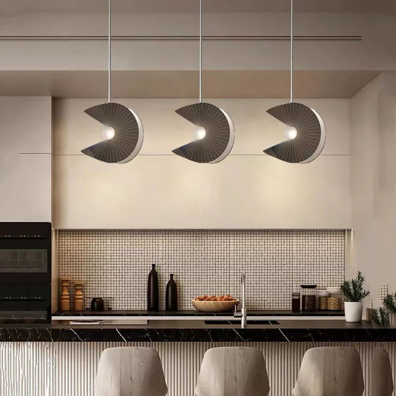 Black_Shell_Pendant_Lamp_02