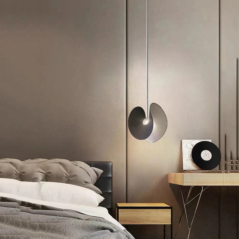 Black_Shell_Pendant_Lamp_03