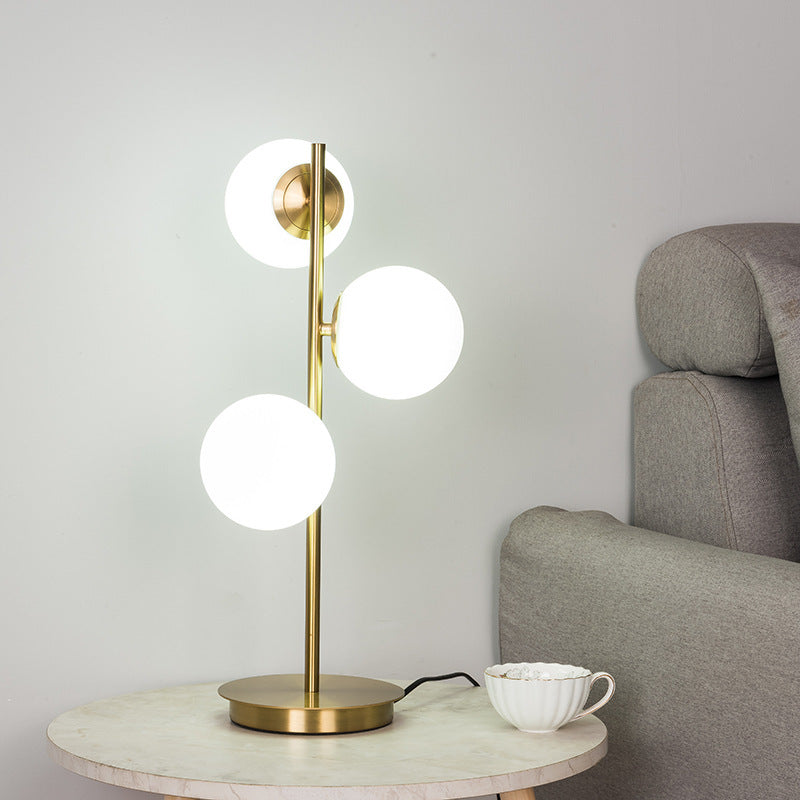 Bulbs_3_Table_Lamp_4