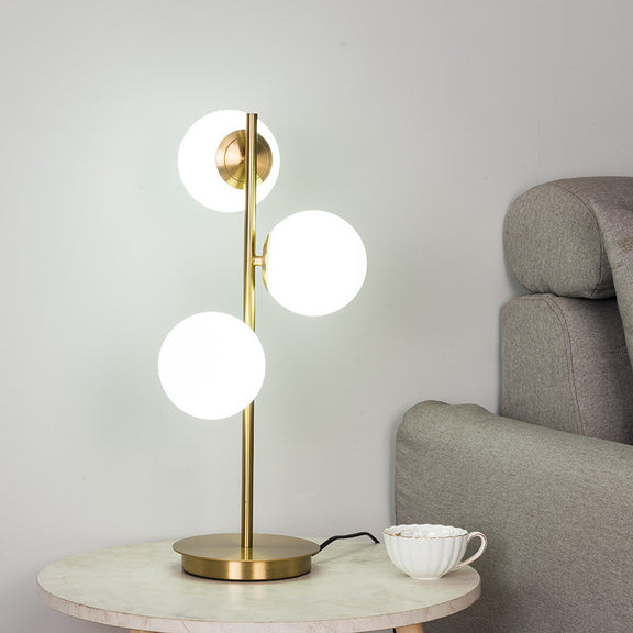 Bulbs_3_Table_Lamp_4