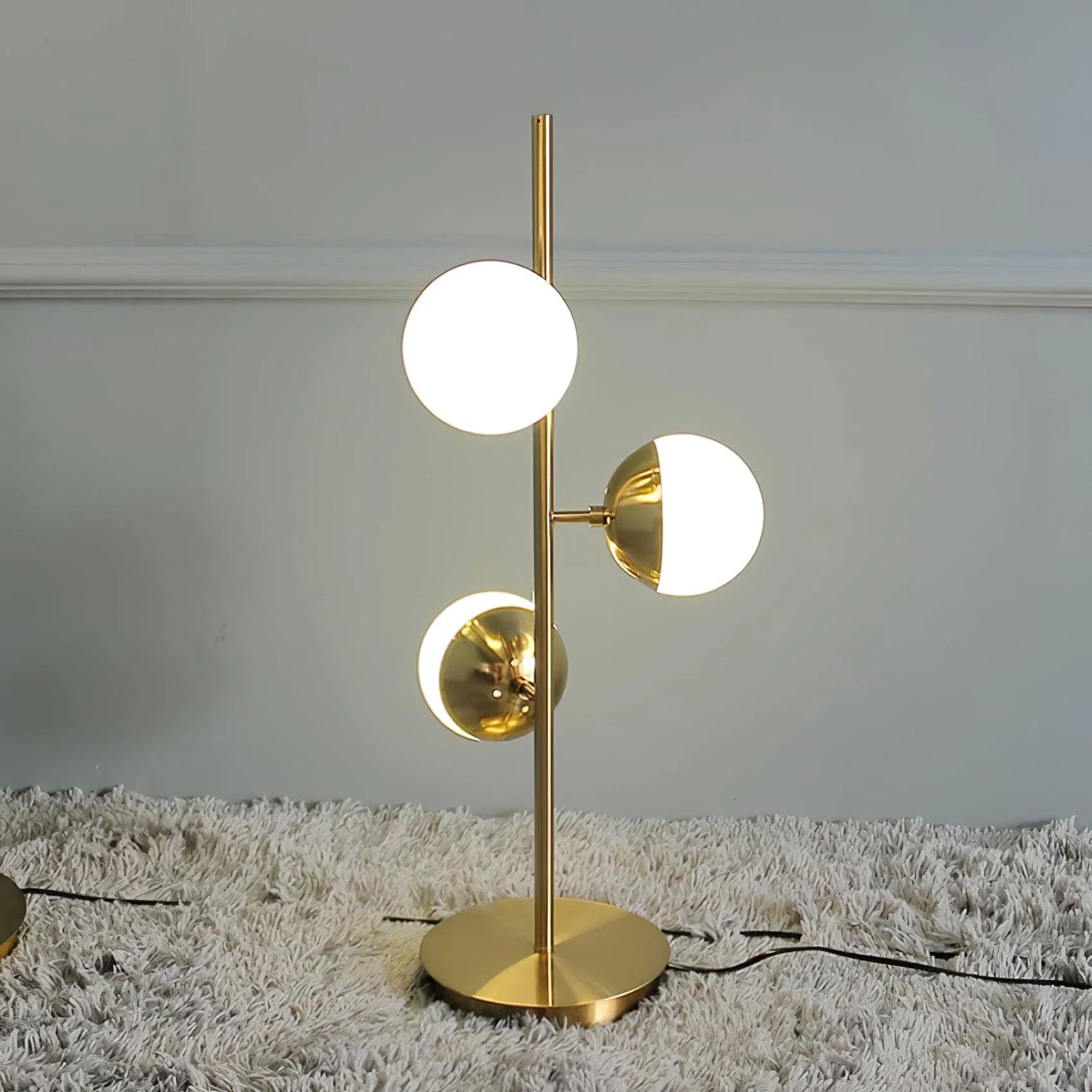 Bulbs_3_Table_Lamp_9