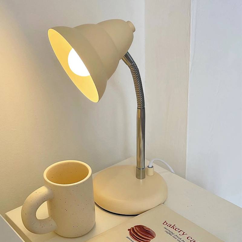Butter_Wind_Conch_Table_Lamp_10