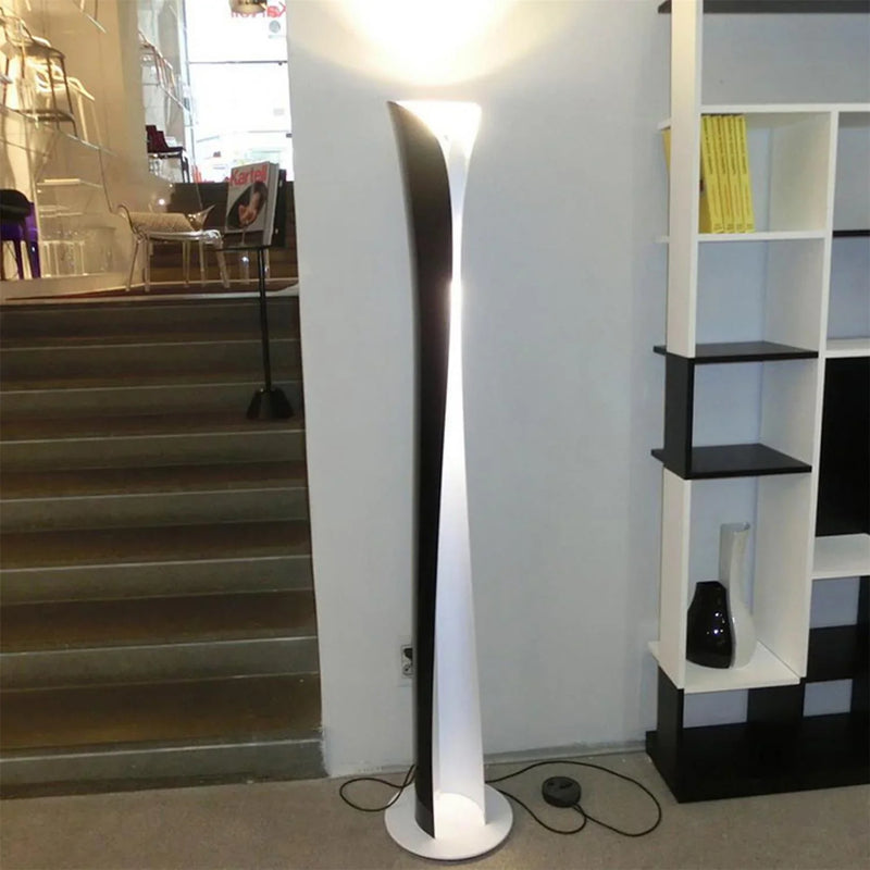 Cadmo_Floor_Lamp_3