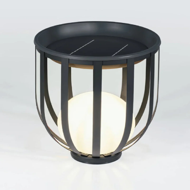 Caro_Garden_Outdoor_Lamp_01