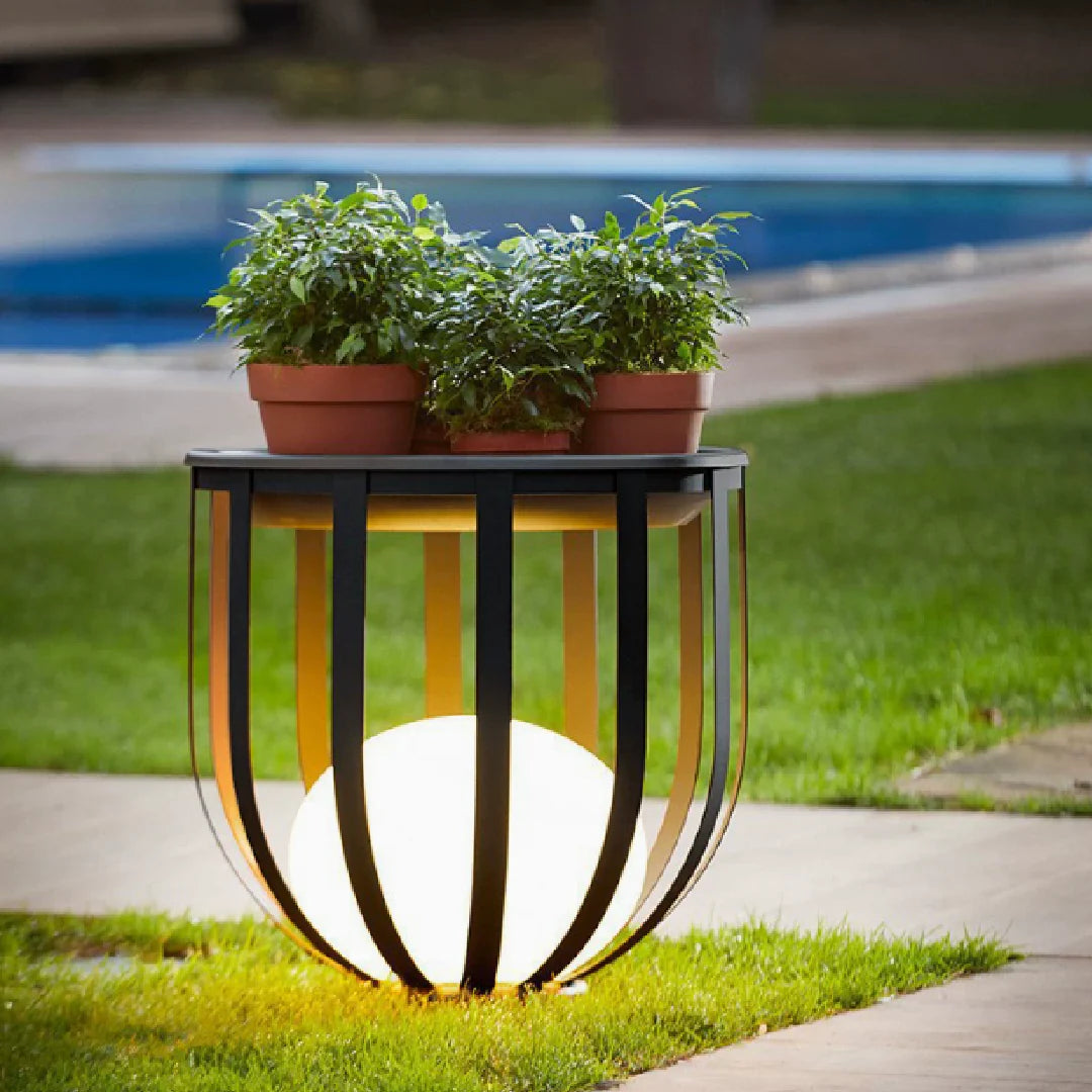 Caro_Garden_Outdoor_Lamp_09