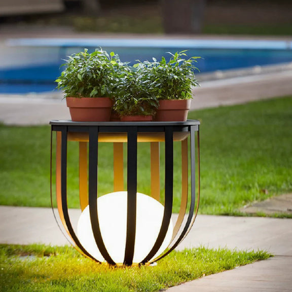 Caro_Garden_Outdoor_Lamp_09