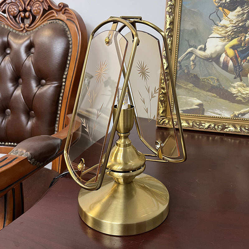 Carved_Glass_Table_Lamp_03