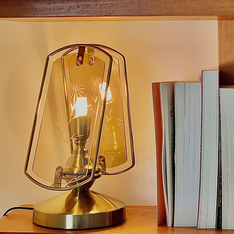 Carved_Glass_Table_Lamp_08