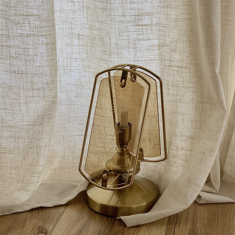 Carved_Glass_Table_Lamp_09