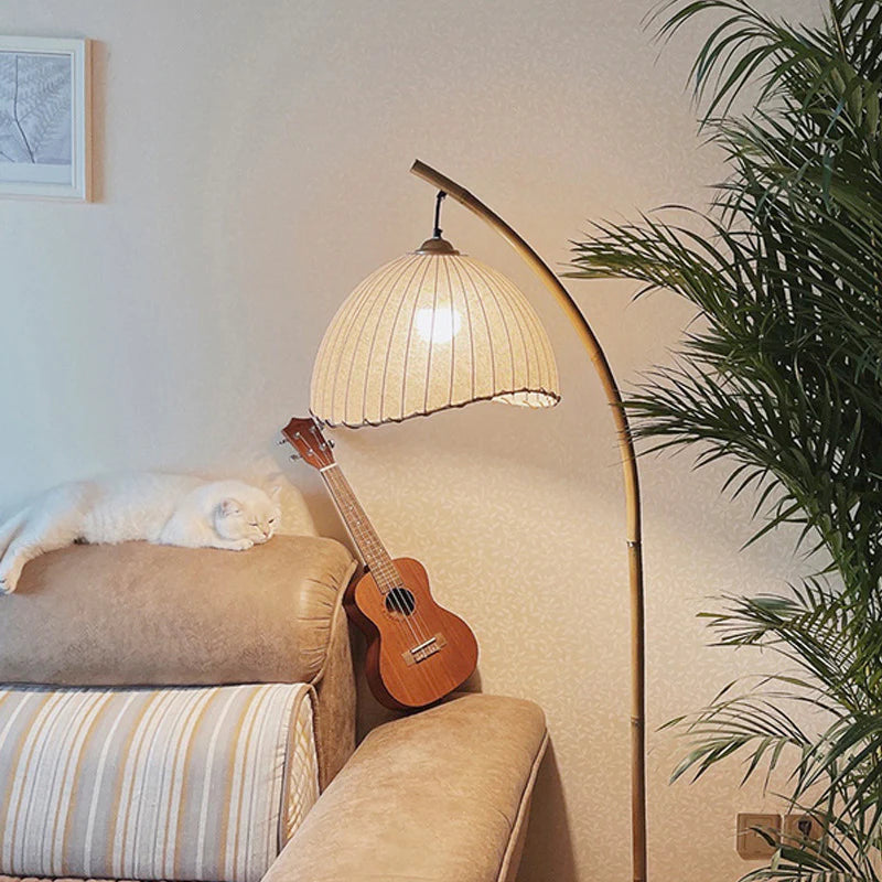 Classic_Bamboo_Floor_Lamp_2