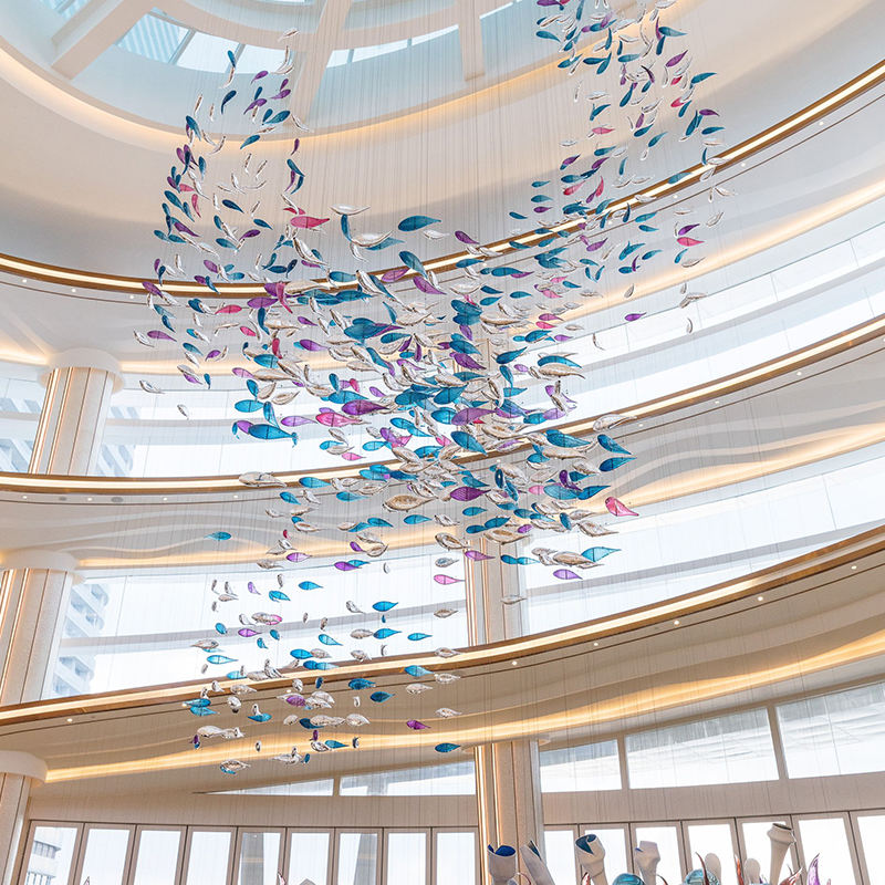 Colored_Fish_Chandelier_06
