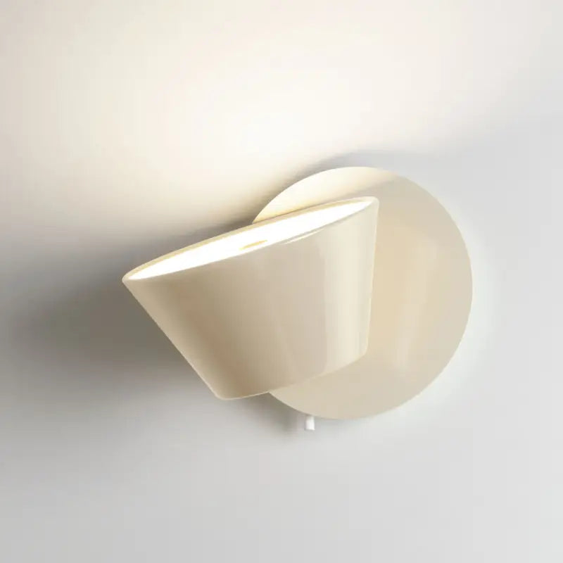 Corta_Wall_Lamp_01