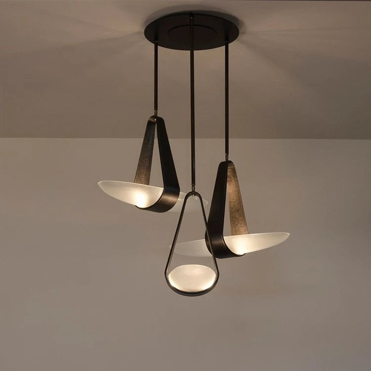 Crafted_Leather_Pendant_Lamp_3
