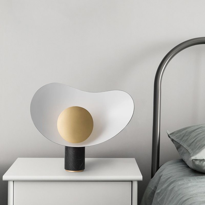 Creative_Fried_Egg_Table_Lamp_10