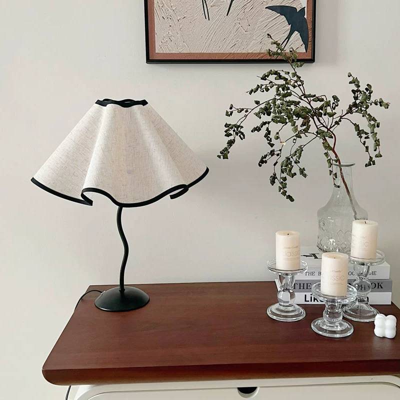 Curve_Table_Lamp_3