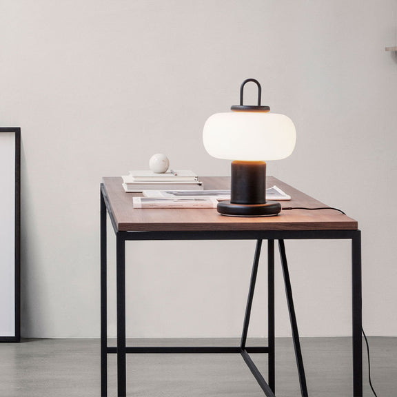 Divo_Simple_Glass_Table_Lamp_05