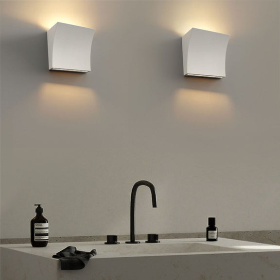 Double_Exit_Wall_Lamp_01