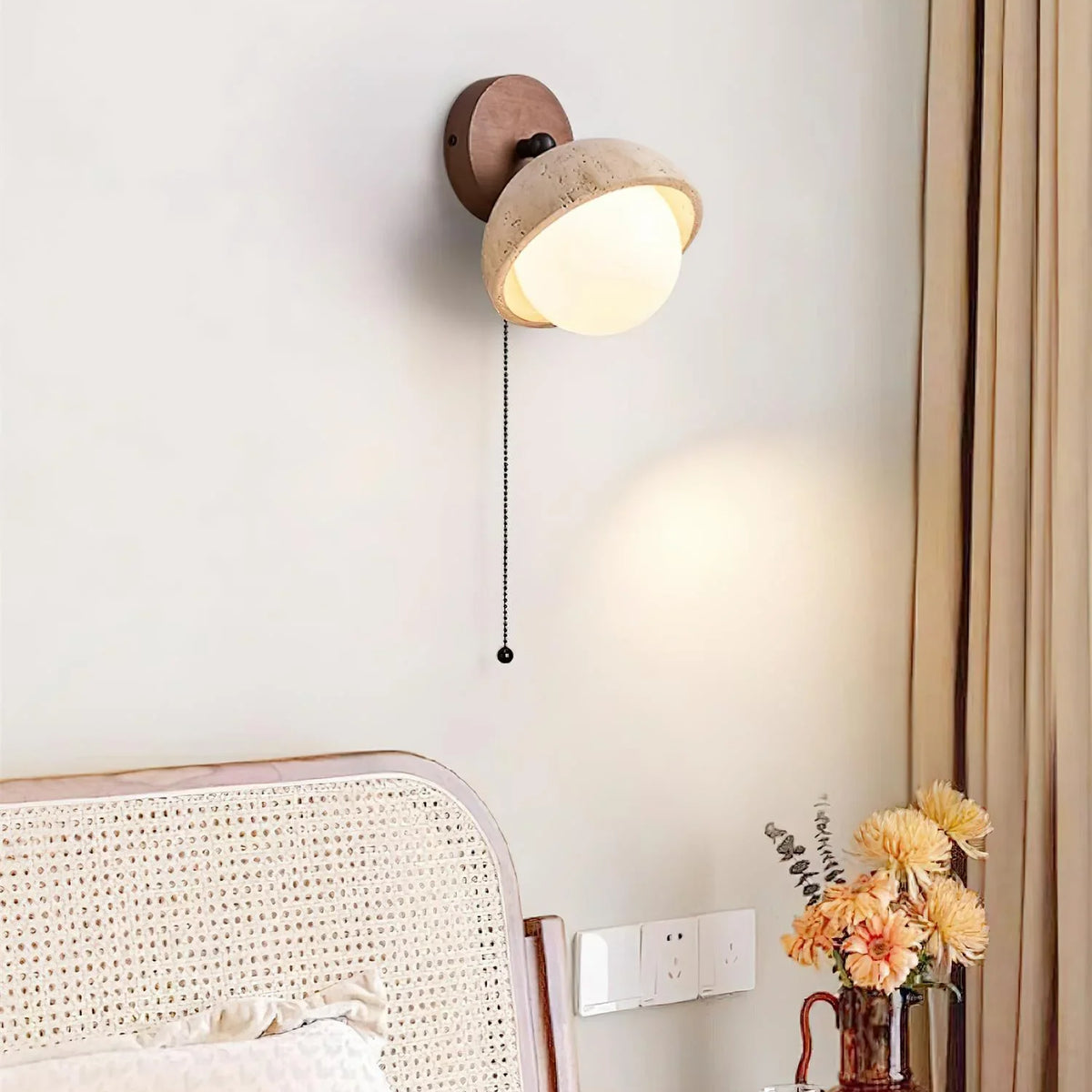 Eala_Travertine_Wall_Lamp_2