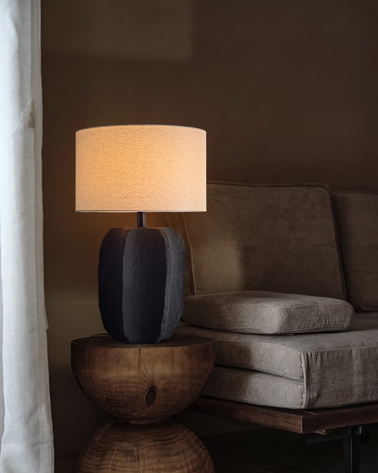 Earthy_Artisan_Table_Lamp_7