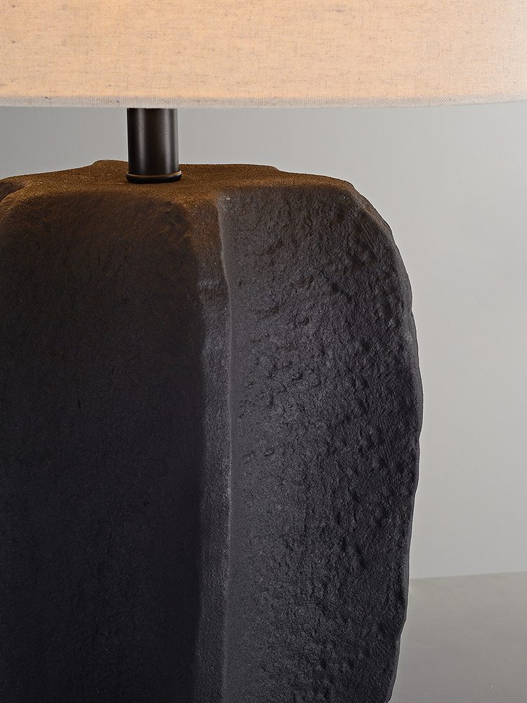 Earthy_Artisan_Table_Lamp_9