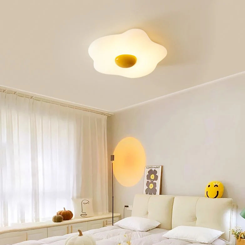 Egg_Flower_Ceiling_Lamp_03