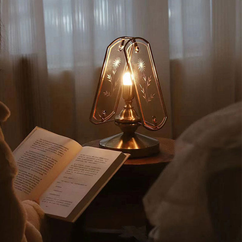 Engraved_Glass_Table_Lamp_2