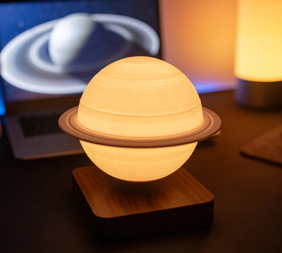 Floating_Moon_Table_Lamp_6