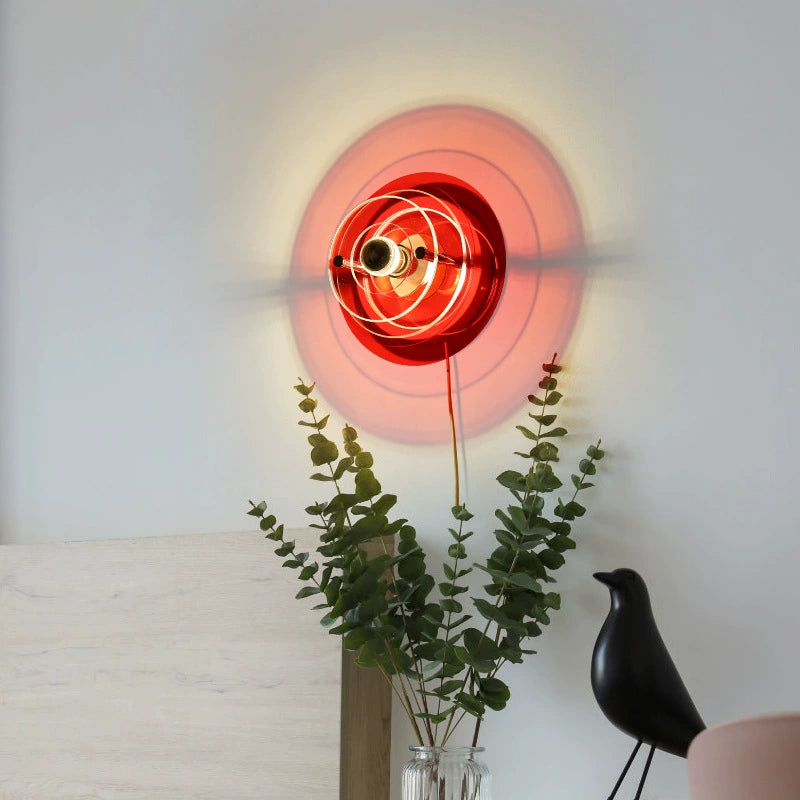 Flying_Saucer_Wall_Lamp_1