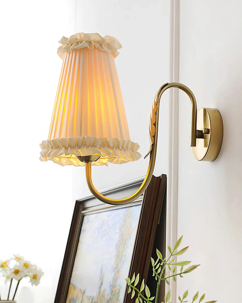 French_pleated_Wall_Lamp_05