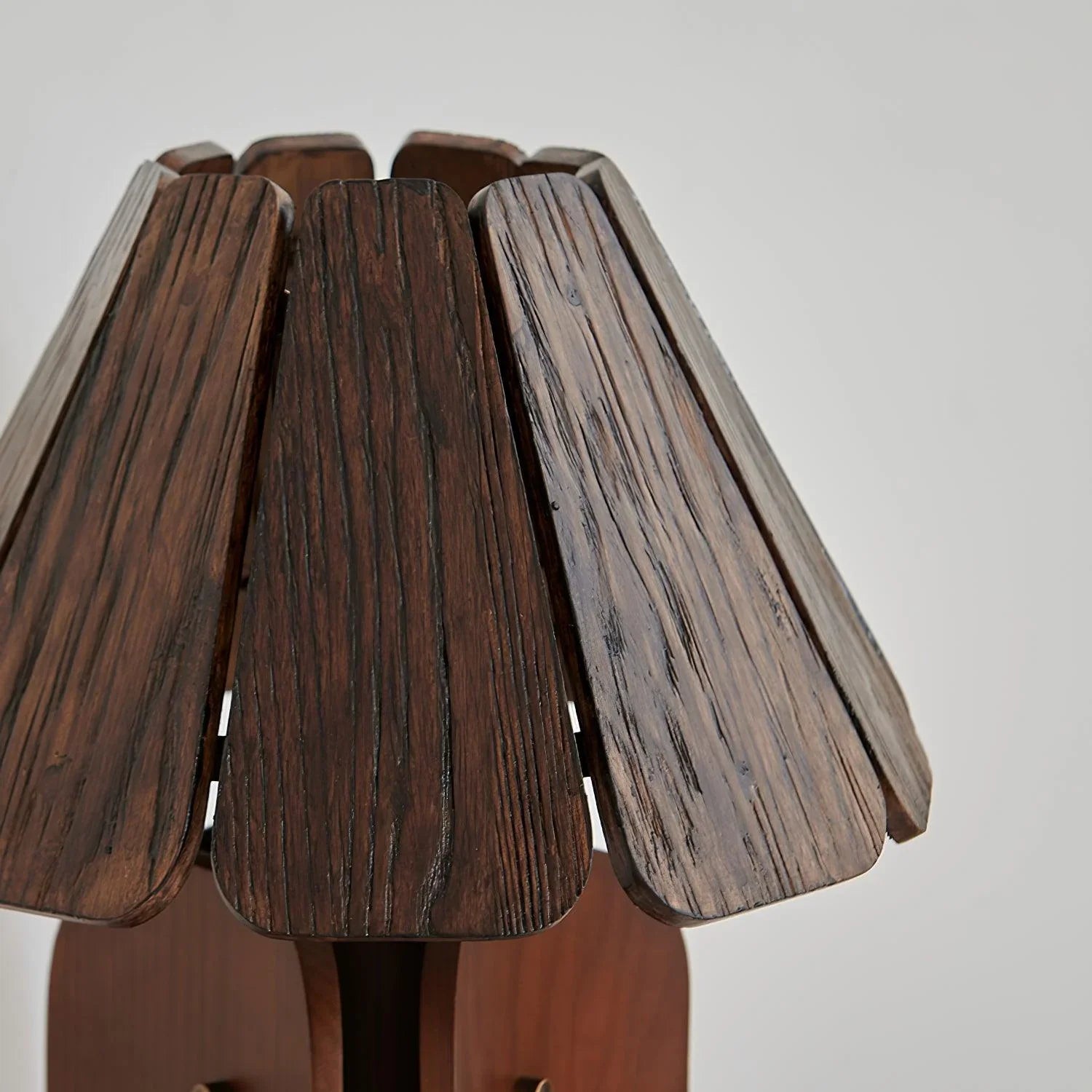 Fugama_Table_Lamp_7